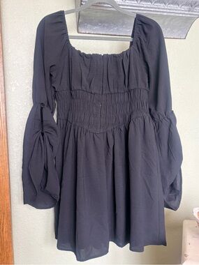 🖤Black Smocked🖤Square Neck Peasant Dress